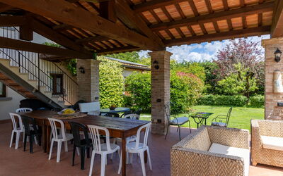 Casale Tiziano: Balcone / Terrazza / Patio