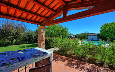 Casale Tiziano: Balcone / Terrazza / Patio