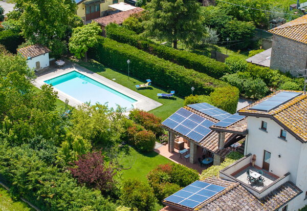 Casale Tiziano: Building Exterior, Garden, Outdoor, Pool, Scenic View