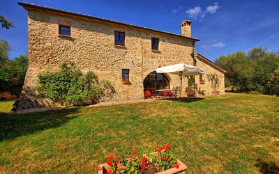 Villa Sarteano: Esterni, Giardino