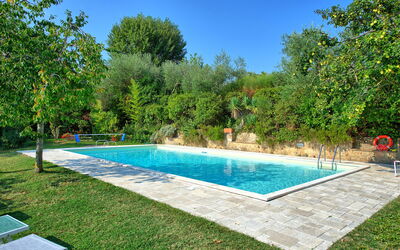 Villa Sarteano: Piscina