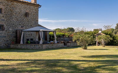 Villa dei Vini: Buitenkanten, Buitenshuis, Tuin