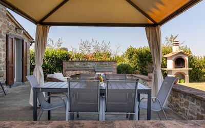 Villa dei Vini: Balkon / terras / patio, Buitenshuis