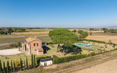 Villa dei Vini: Buitenshuis, Keer bekeken