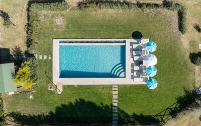 Villa dei Vini: Buitenshuis, Keer bekeken, zwembad
