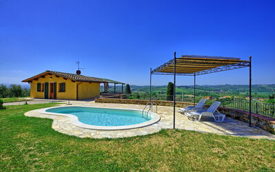 Villa Roberto: Garden, Pool