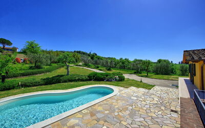 Villa Roberto: Garden, Pool