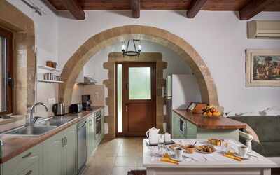 Villa Gianna: Keuken, Woonkamer