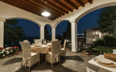 Villa Pietramarina: Balkon / terras / patio