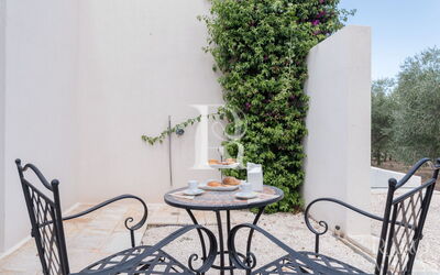 Villa Badessa Sleeps 6