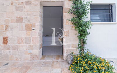 Villa Badessa Sleeps 6