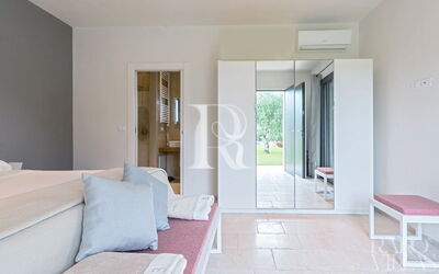 Villa Badessa Sleeps 6