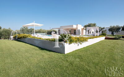 Villa Badessa Sleeps 6