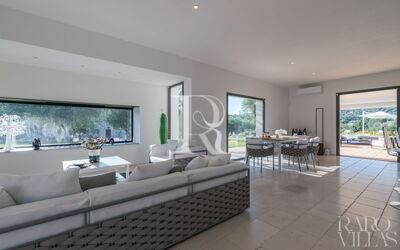 Villa Badessa Sleeps 6