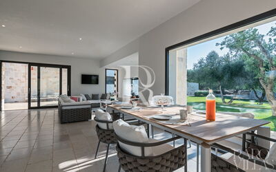 Villa Badessa Sleeps 6