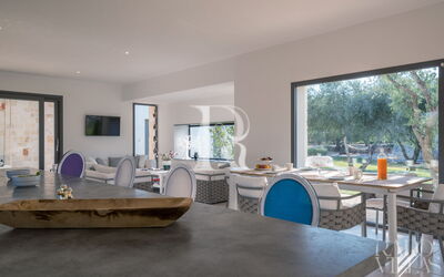 Villa Badessa Sleeps 6