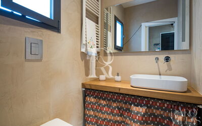 Villa Badessa Sleeps 6