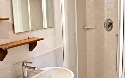 La Damigiana: Badkamer