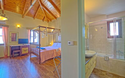 Villa Rodanthi: Bathroom, Bedroom