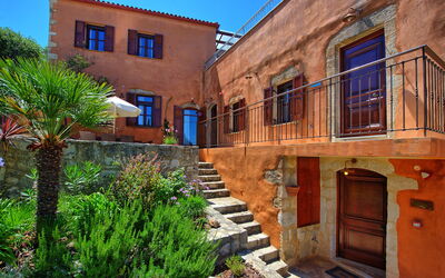 Villa Rodanthi: Building Exterior