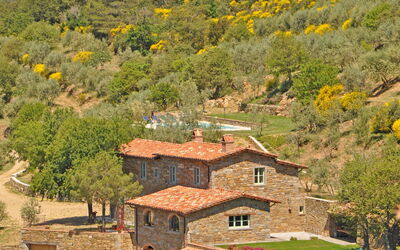 Villa Noceta: Outdoor, Scenic View