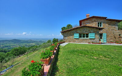 Villa Noceta: Garden, Outdoor
