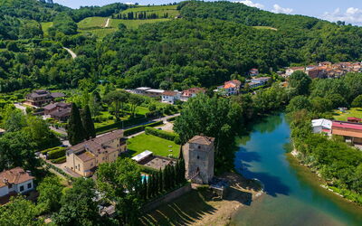 Santa Flora: Outdoor, Scenic View