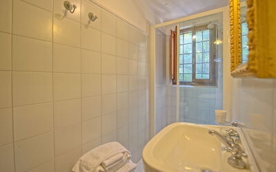 Casale Girifalco: Bathroom