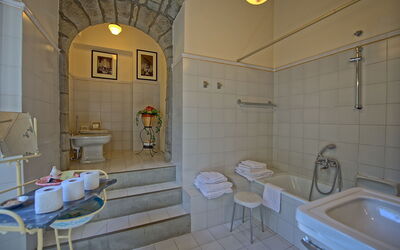 Casale Girifalco: Bathroom
