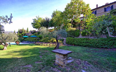 Casale Girifalco: Garden