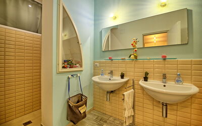 Casa Riva: Bathroom