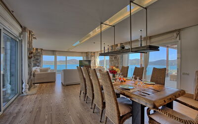 Villa Marina: Salle à manger, Salon