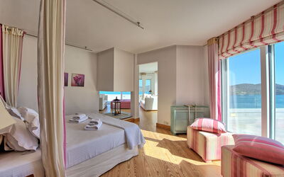 Villa Marina: chambre à coucher