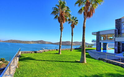 Villa Marina: Extérieur, Jardin, Vues