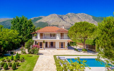 Villa Safira: Buitenkanten, Buitenshuis, Tuin, zwembad