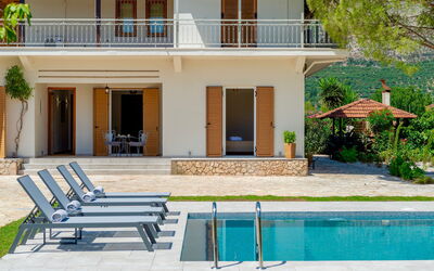 Villa Safira: Buitenkanten, Buitenshuis, Tuin, zwembad