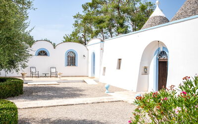 Trullo Agapanto