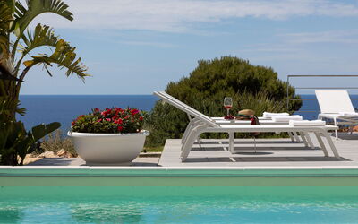 Villa Annalisa: all'aperto, Estate, Piscina