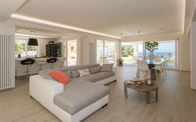 Villa Annalisa: Cucina, Soggiorno