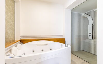 Villa Annalisa: Badkamer