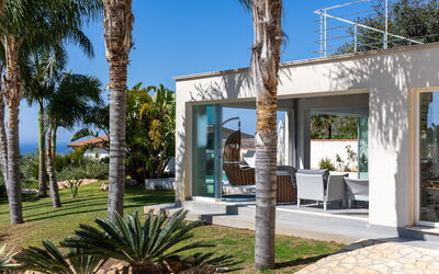 Villa Annalisa: Balkon / terras / patio, Buitenkanten, Buitenshuis, Keer bekeken