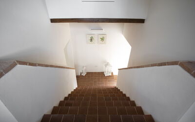 Villa Rosseti: Villa Pianora Ground Floor Stairs to Villa First Floor