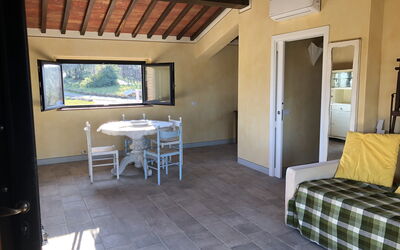 Villa Salvadori: Salle à manger, Salon