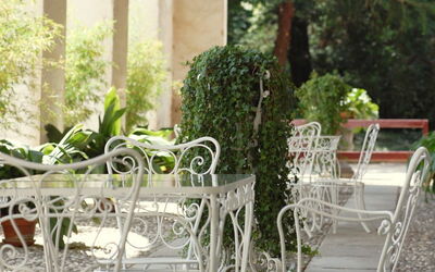 Villa Veneta: A large terrace is just in front of the entrance door, ideal place for sunset dinners. WI-Fi Internet acces is available inside and outside the house, free of charge