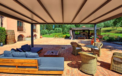 Villa Nora: Balcony / Terrace / Patio, Outdoor