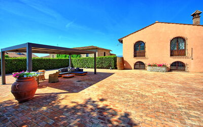 Villa Nora: Balcony / Terrace / Patio, Building Exterior, Outdoor