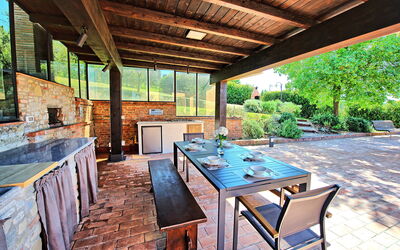 Villa Nora: Balcony / Terrace / Patio, Outdoor