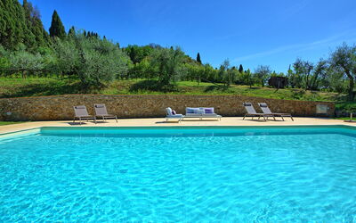 Villa Nora: Pool, Summer