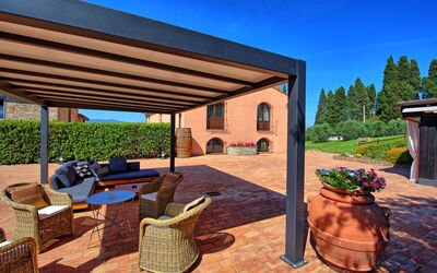 Villa Nora: Balcony / Terrace / Patio, Outdoor