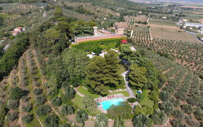 Il Castello: Scenic View